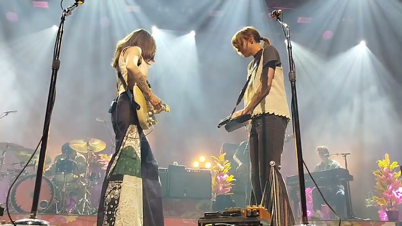 Larkin Poe - Bad Spell - Live in 013 Poppodium - Tilburg 🇳🇱 25 oct 2025