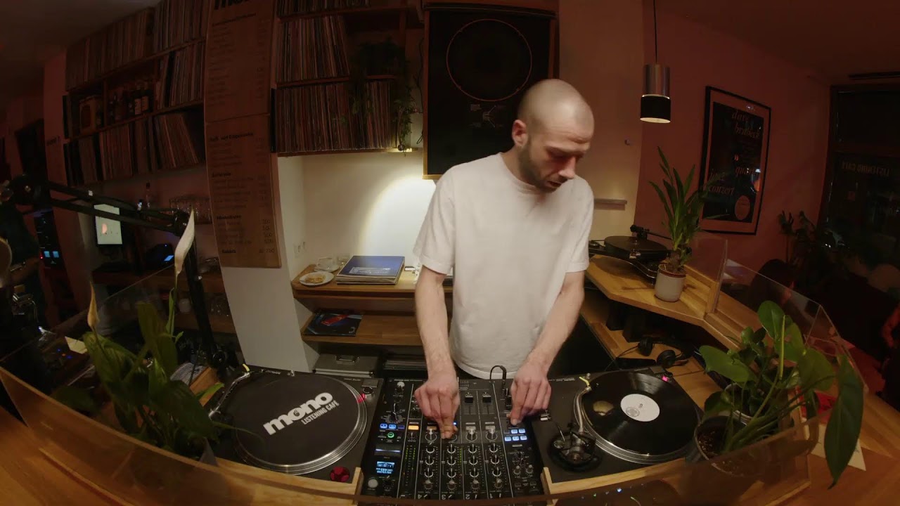 mono•radio | Tresor.West w/ Dychromatic (Techno)