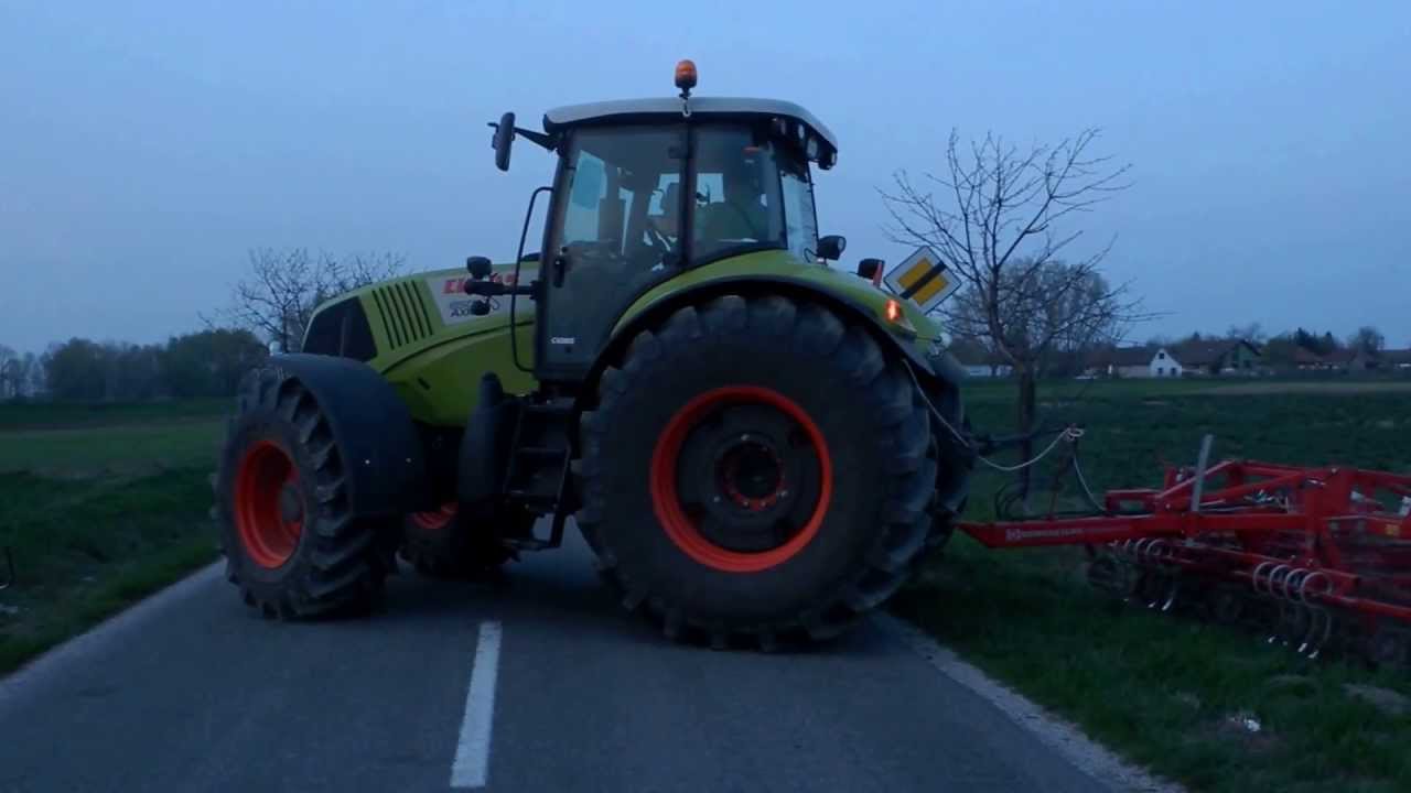 CLAAS axion 850