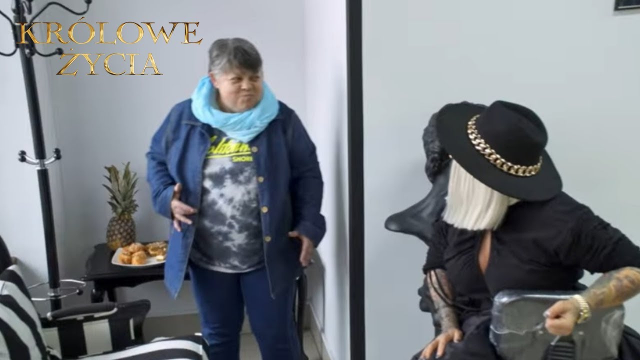 Lidzia po kryjomu wcinała ciastka :)