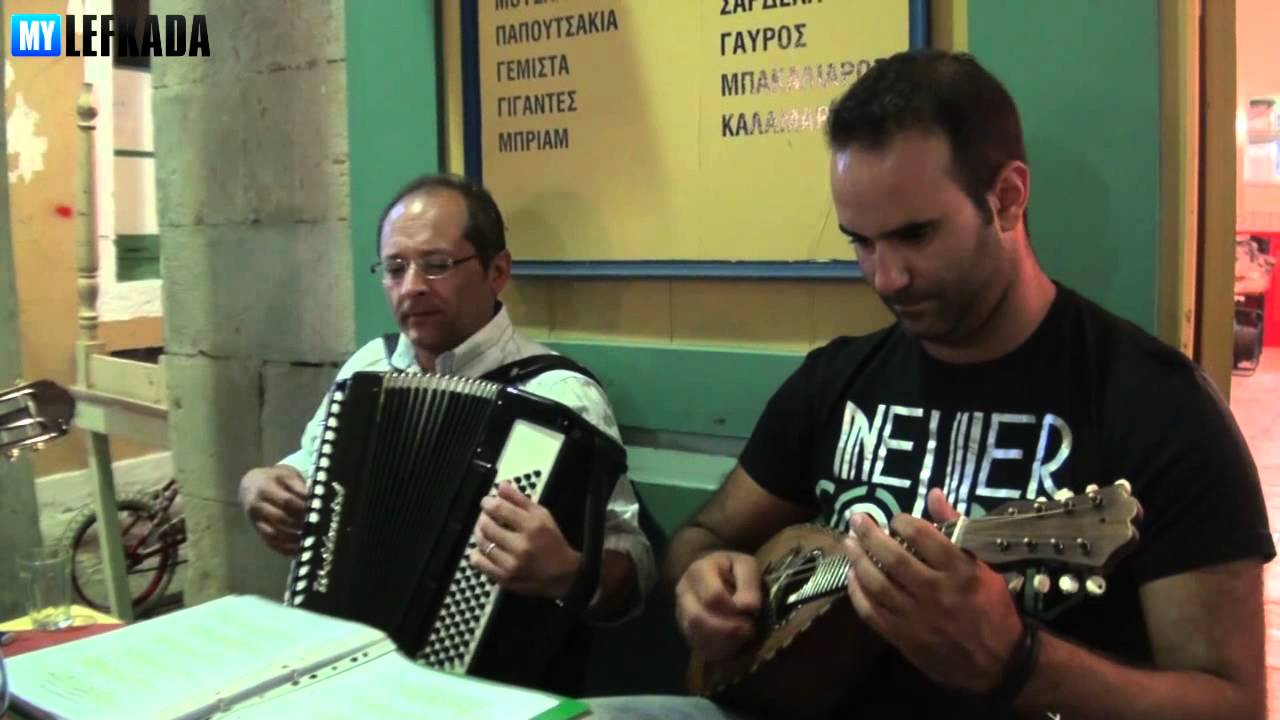 Αγιομαυρίτικη παρέα - Εκλόγές έρχονται πάλι