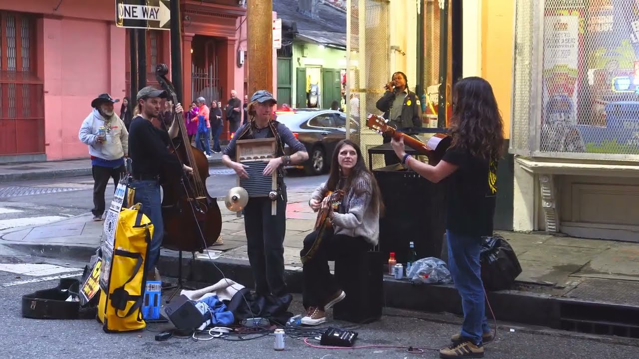 Veinte Años (20 Years) - Spanish Folk Band Zurito Rocks New Orleans During Mardi Gras 2025 - Part 5