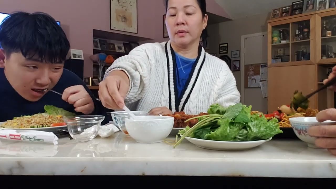 BÚN MẦM CẦN THƠ SALE $9,99 MUA 4 MÓN VỀ ĂN CƠM CHIÊN CÁ MẶN BÁNH CỐNG MÌ XÀO DÒN BÚN BỎ HUẾ RẤT NGON