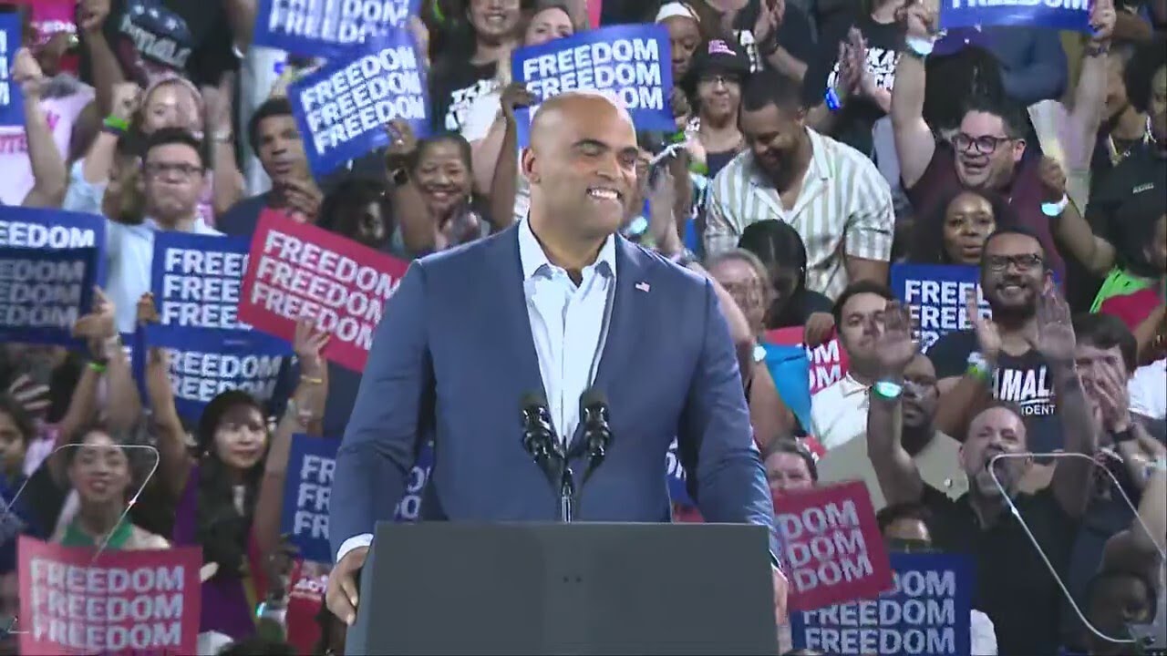 Collin Allred joins Kamala Harris for Houston rally - FULL SPEECH