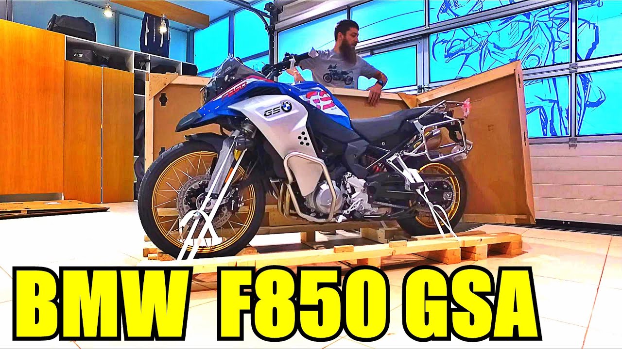 BMW F850GS Adventure. Достаем из коробки новый мотоцикл.