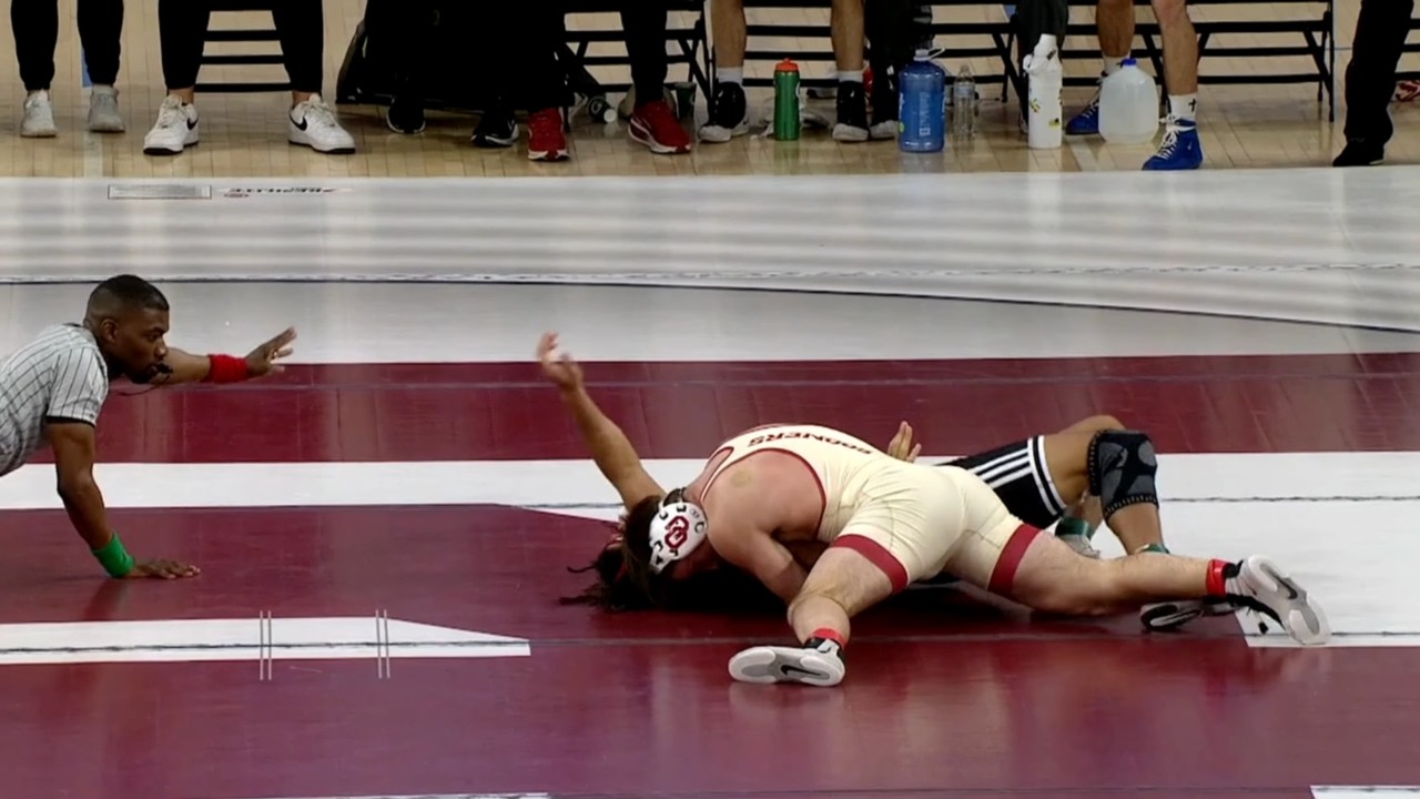 184lbs Brian Soldano (OU) vs Amare Overton (SIUE)