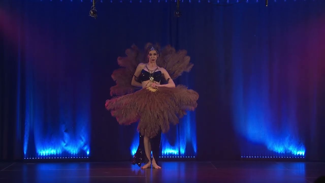 Back to black - fusion bellydance with feather fan and veil | choreography by Sharon Bellyssime