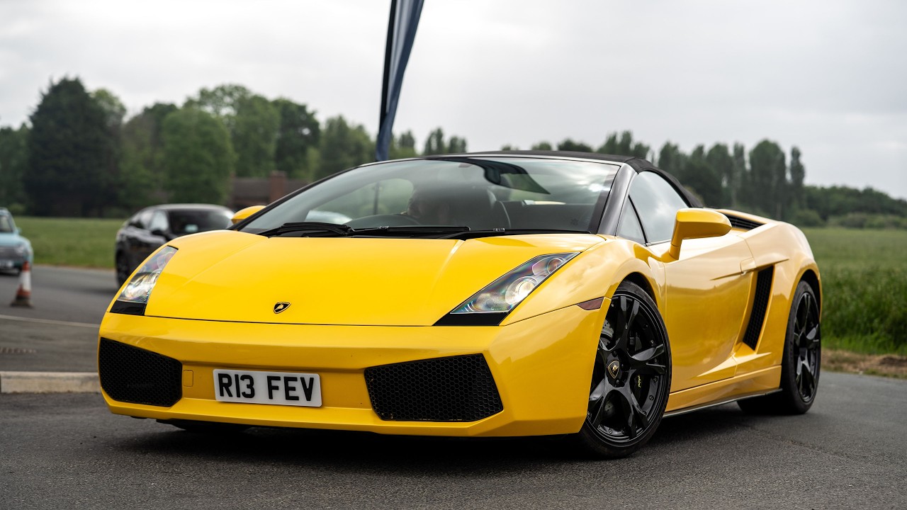 Collecting Cars Coffee Morning The Motorist – Epic Arrivals! Supercars, Classics & More