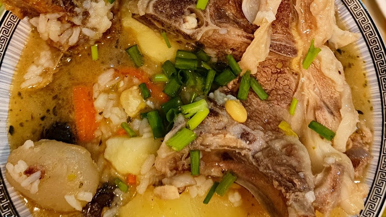 CALDO DE LOMO DE CORDERO🍴🇵🇪#comidaperuana #caldoarequipeño #caldodelomos #arequipaperu 