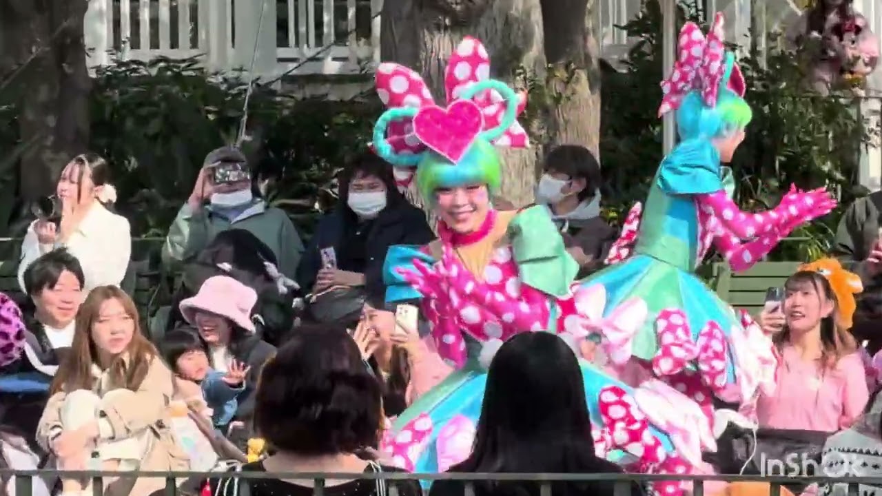 Primer desfile de Disneyland Tokyo - 🇯🇵