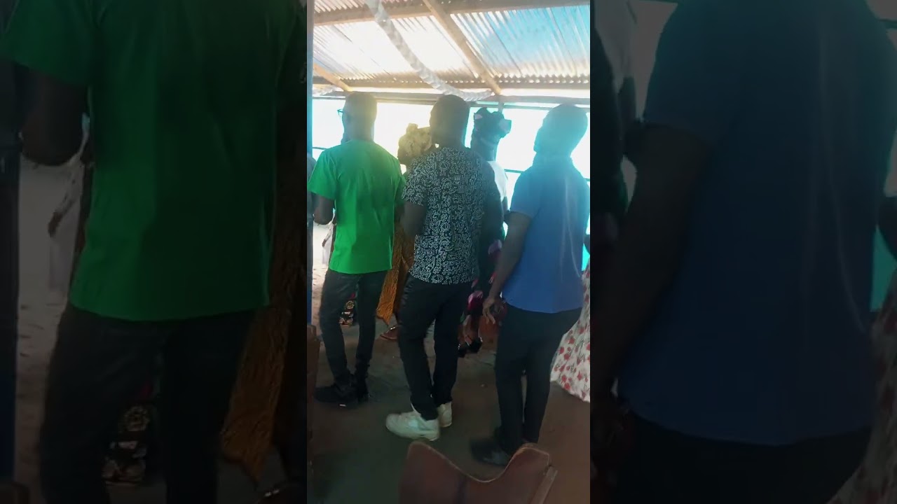 Jovens da katembe, eu vou de louvor senhor a ti senhor exaltar 