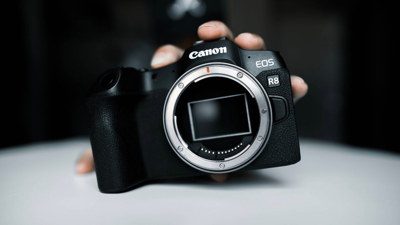 Я не ожидал, что эта бюджетная камера окажется… (Canon R8)