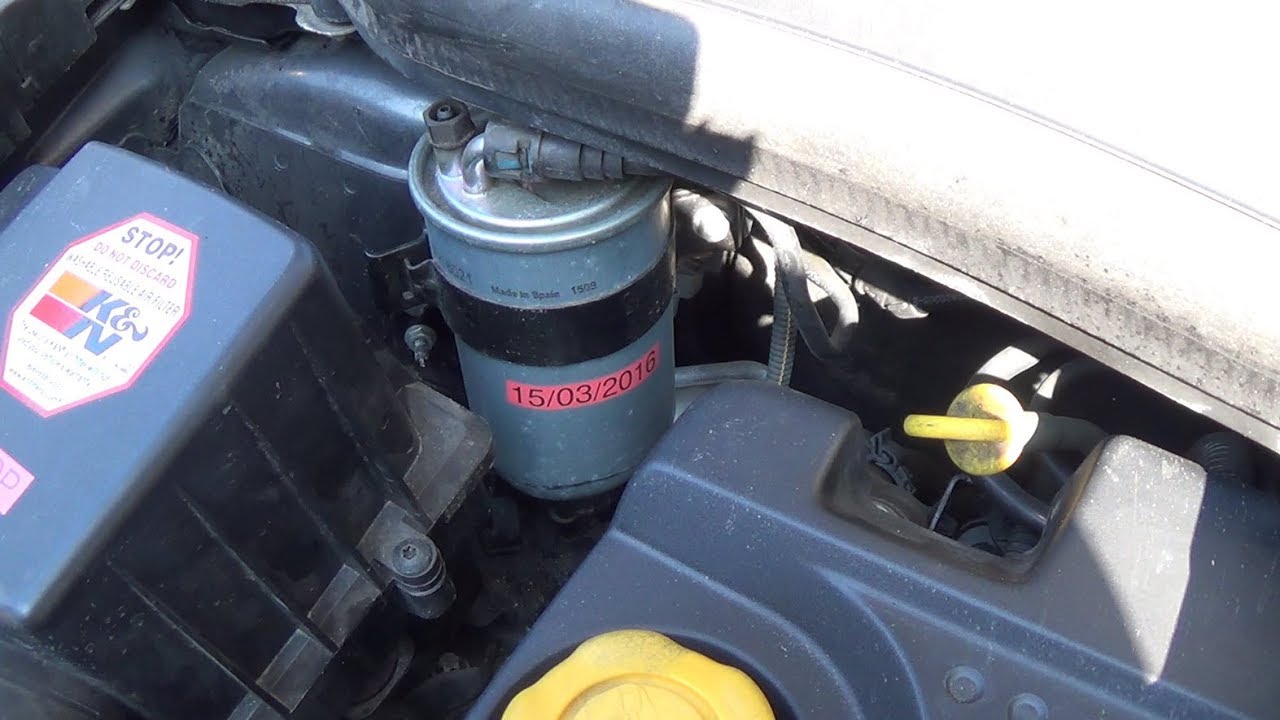 Replacing the fuel filter Opel Corsa D 2012 1.3 cdti 95HP