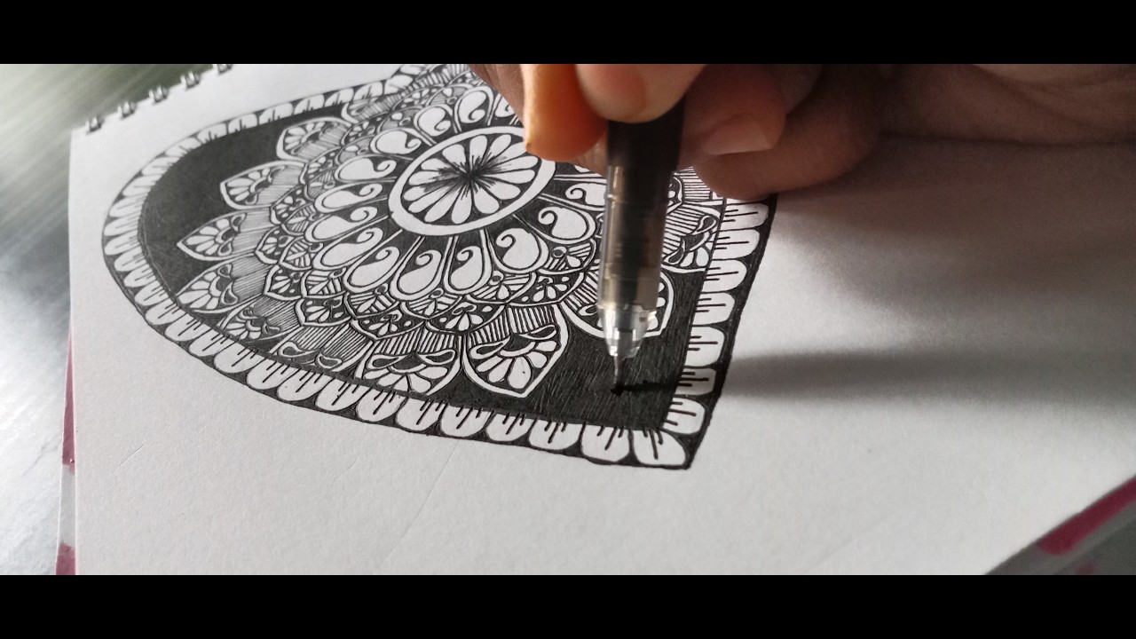 🎨Relaxing Mandala Art Step-by-Step | Mindful Drawing #satisfyingdrawing #mandalaart #arttherapy 