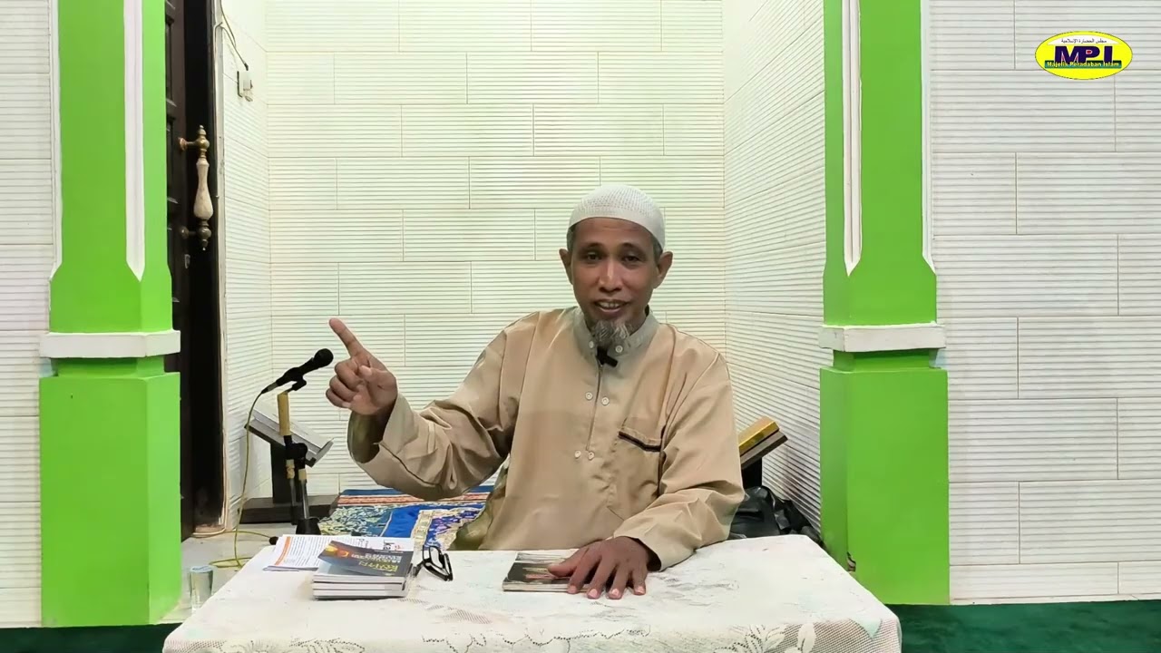 Pentingnya ilmu Agama Islam dalam menjalankan kehidupan - Ustadz Rofi'