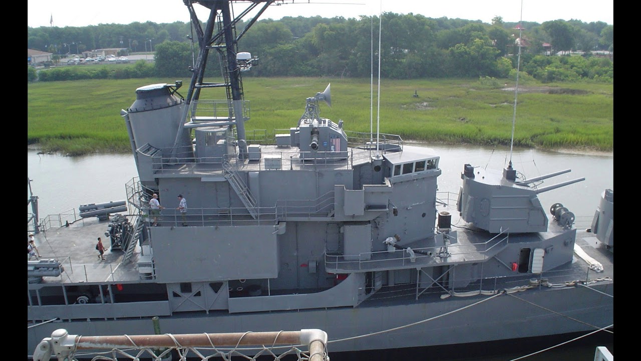 美國海軍 DD-724 艾倫M.薩姆納級驅逐艦  剪輯 USA Navy DD-724 Allen M. Sumner class destroyer