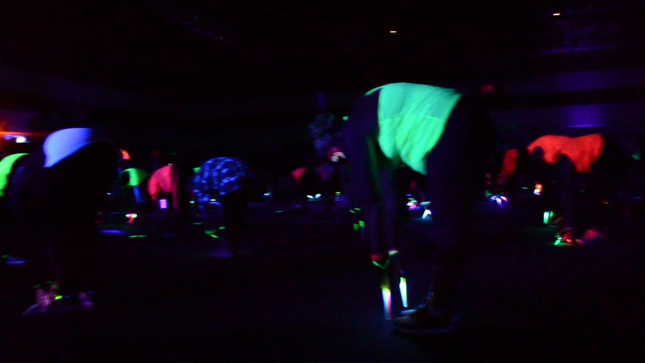 CLUBBERCISE - GLOW WILD