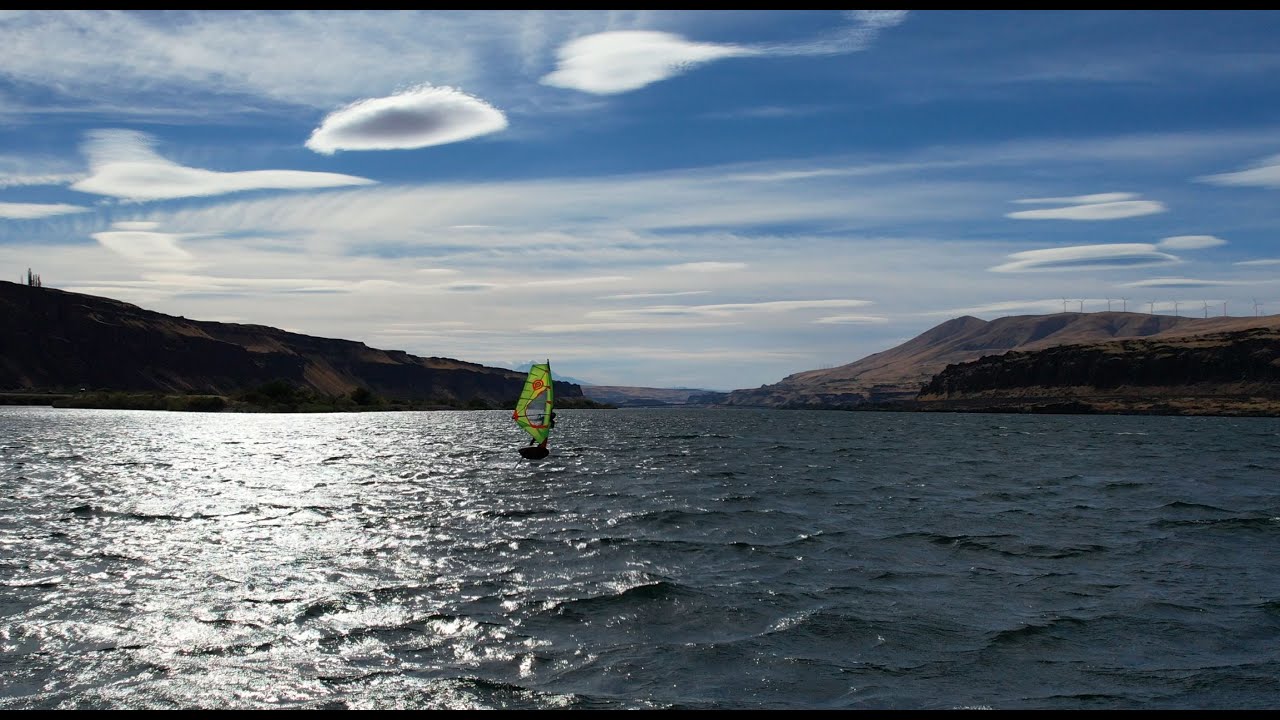 Nice Day of EAST GORGE WINDFOILING