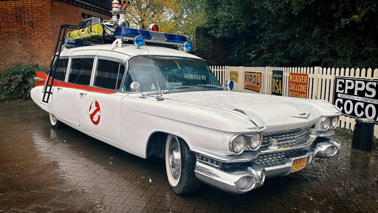 A guided tour around an  Ecto 1 replica from Ghostbusters
