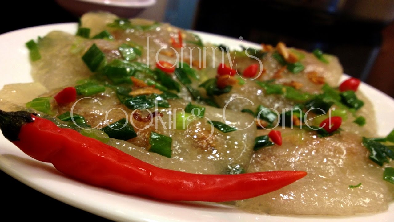 Bánh Bột Lọc - Vietnamese clear dumpling with pork and shrimp - Banh Bot Loc Tran