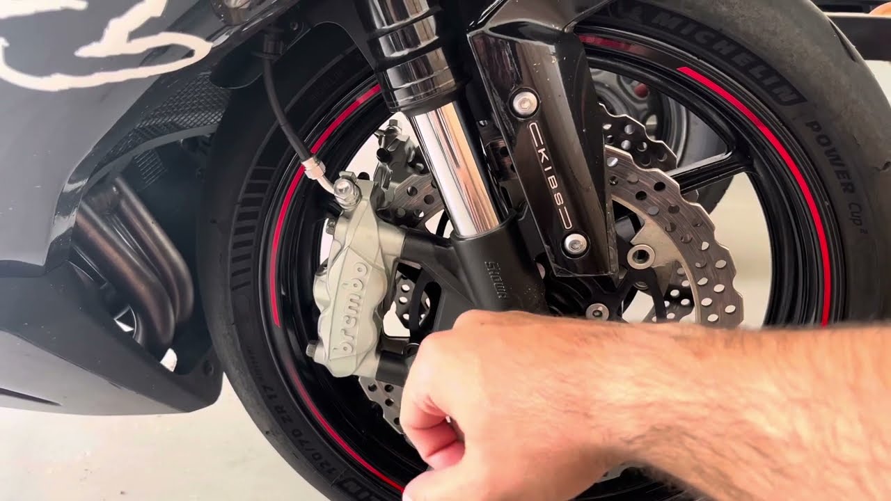 Pinças Brembo na Kawasaki Ninja ZX-6R 636