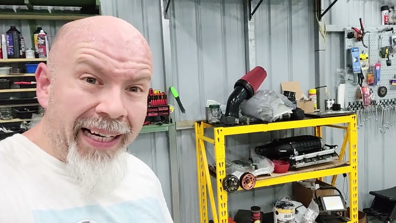 Magnuson TVS2300 vs Edelbrock TVS2650