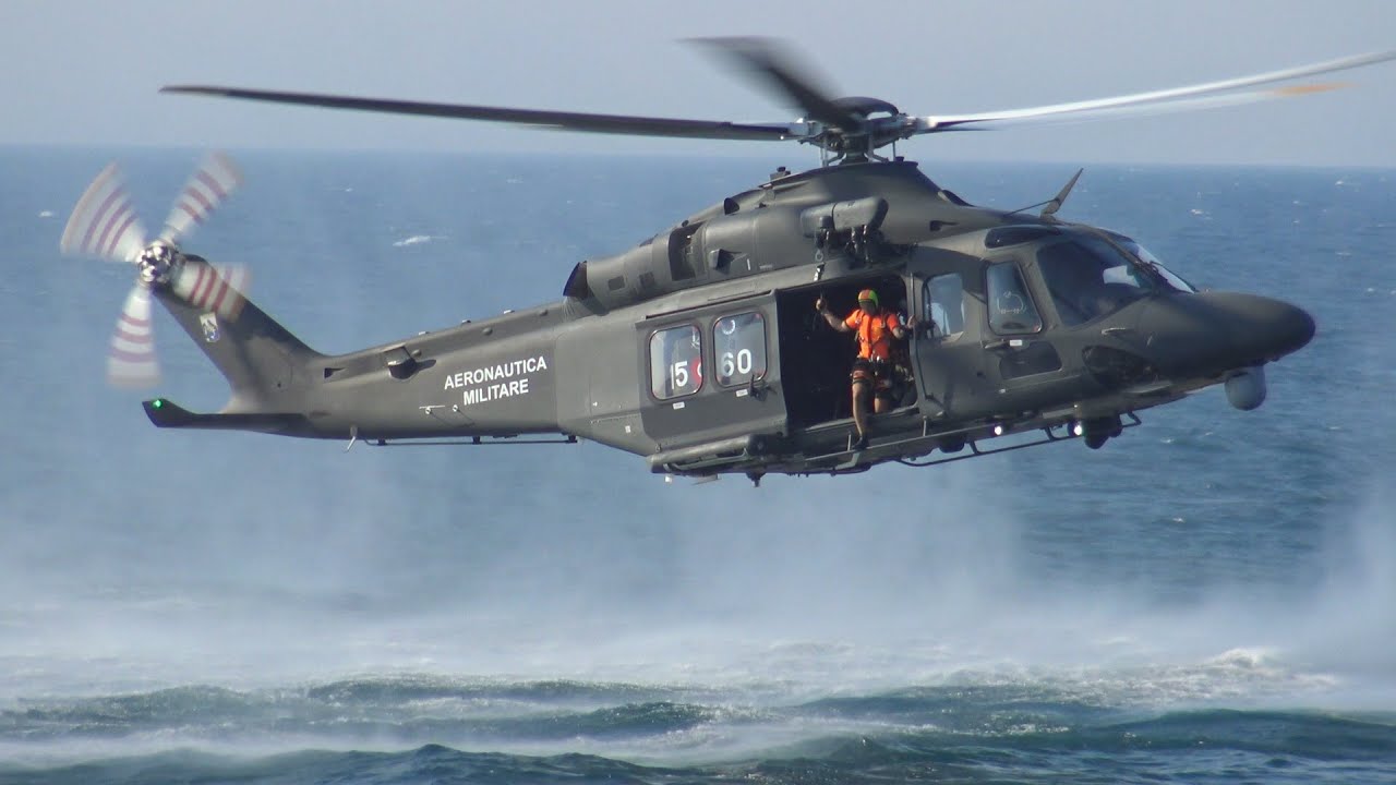 DEMO SAR ELICOTTERO HH-139 DEL 15° STORMO AL GIOVINAZZO AIR SHOW 2023