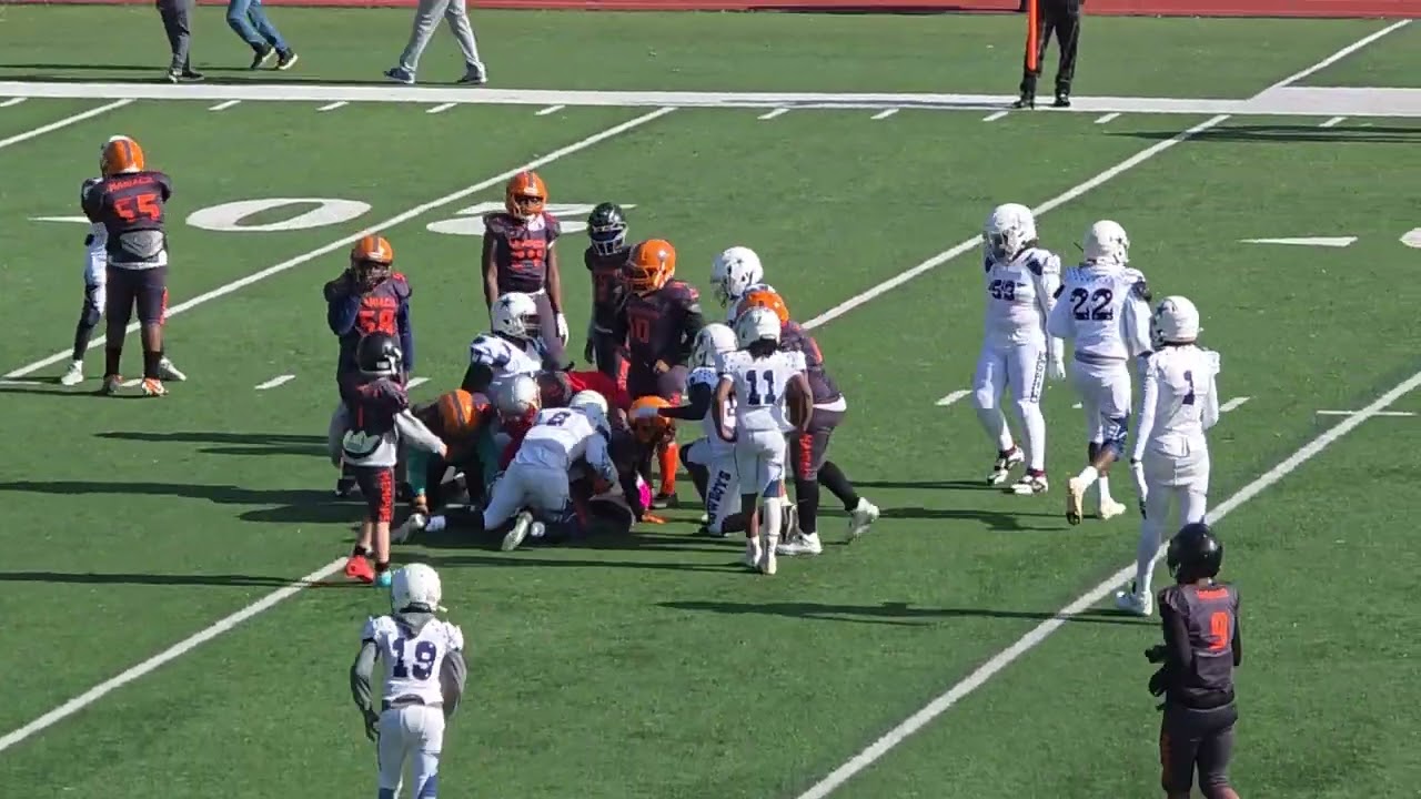 L.E.C Cowboys vs Memphis Maniacs 2nd half  .This not the Roadrunners my bad 🤦‍♂️🤦‍♂️