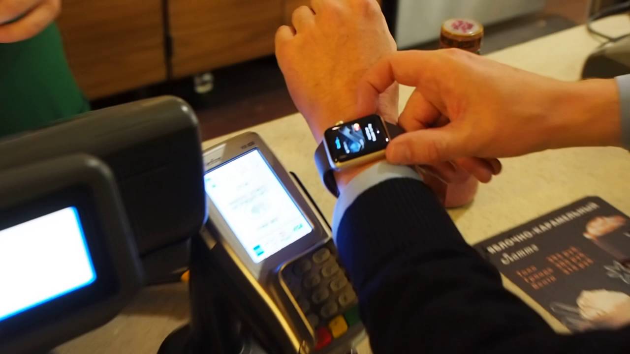 Первая в России оплата по Apple Pay при помощи Apple Watch. Эксклюзивно для Bankir.ru