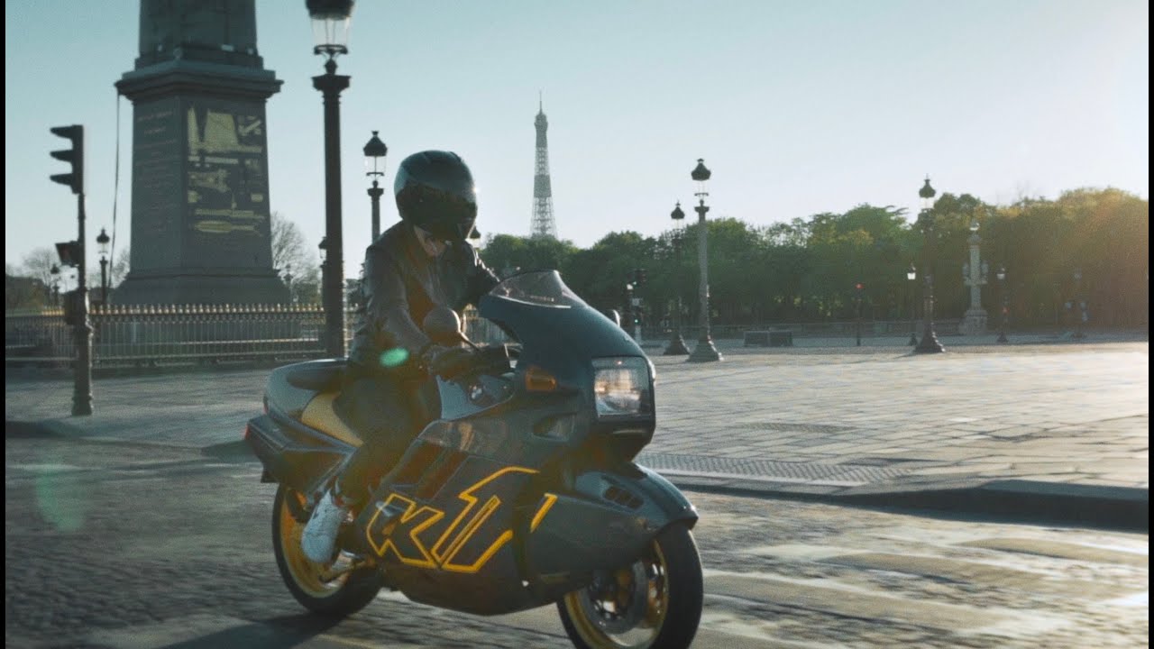 BMW K1 Ride across The City of Light