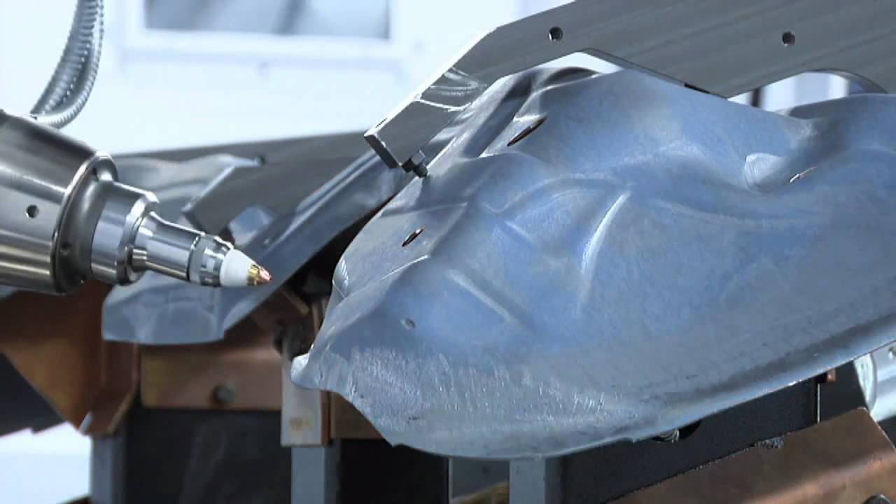 TRUMPF TruLaser Cell 8030 Cutting Demonstration