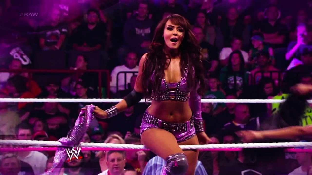 WWE Layla Custom Entrance Video / Titantron