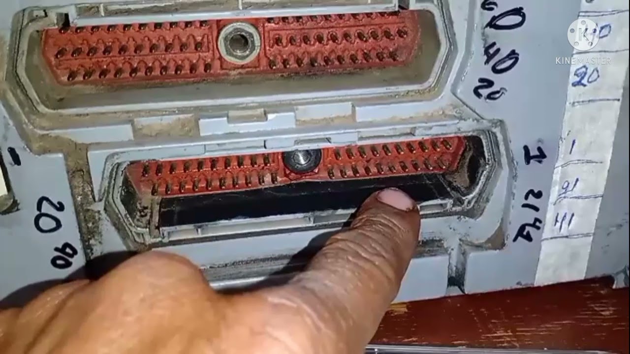 alimentación de corriente y tierra computadora internacional Navistar DT466