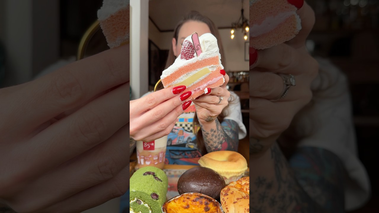 Trying 85&deg;C Bakery Cafe