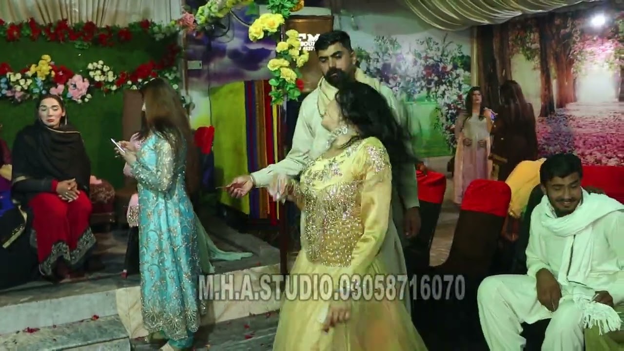TIP TIP BARSA PANI {BILAL.NAAZ} FULL MASTI SONG(M.H.A.STUDIO.0305.8716070)