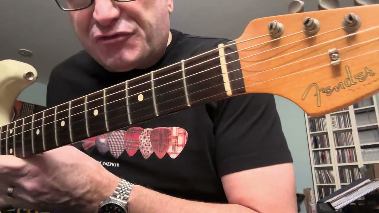 Vintage Strat Goodness - Uncle Larry Impersonation @501chorusecho- Tony from Addicted To Gear