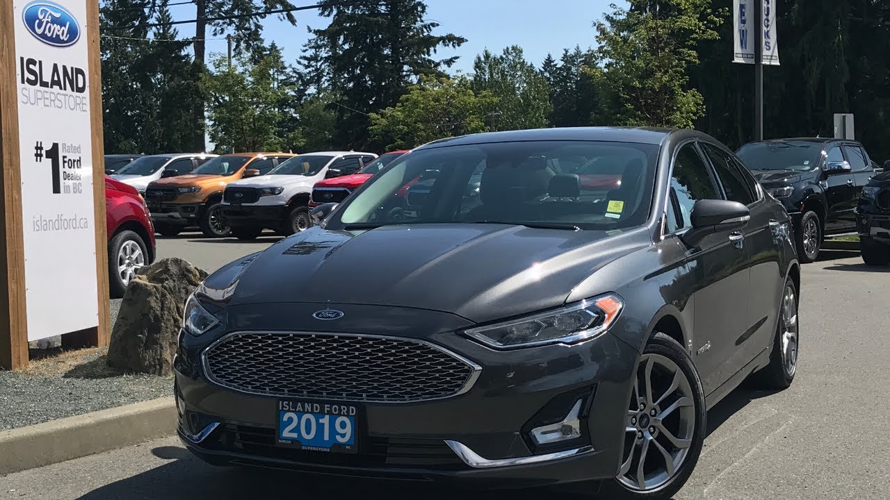 2019 Ford Fusion Hybrid Titanium W/ Leather, Heated Seats & Moonroof Review | Island Ford