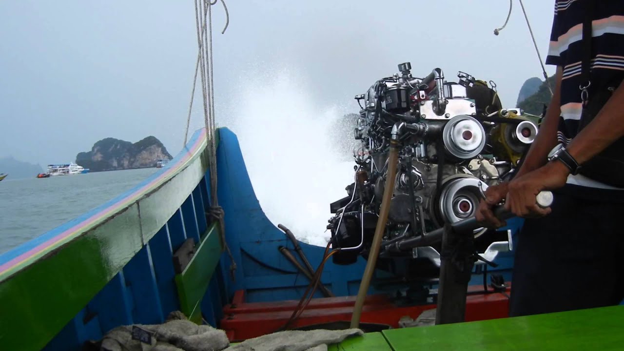 Big block long tail boat