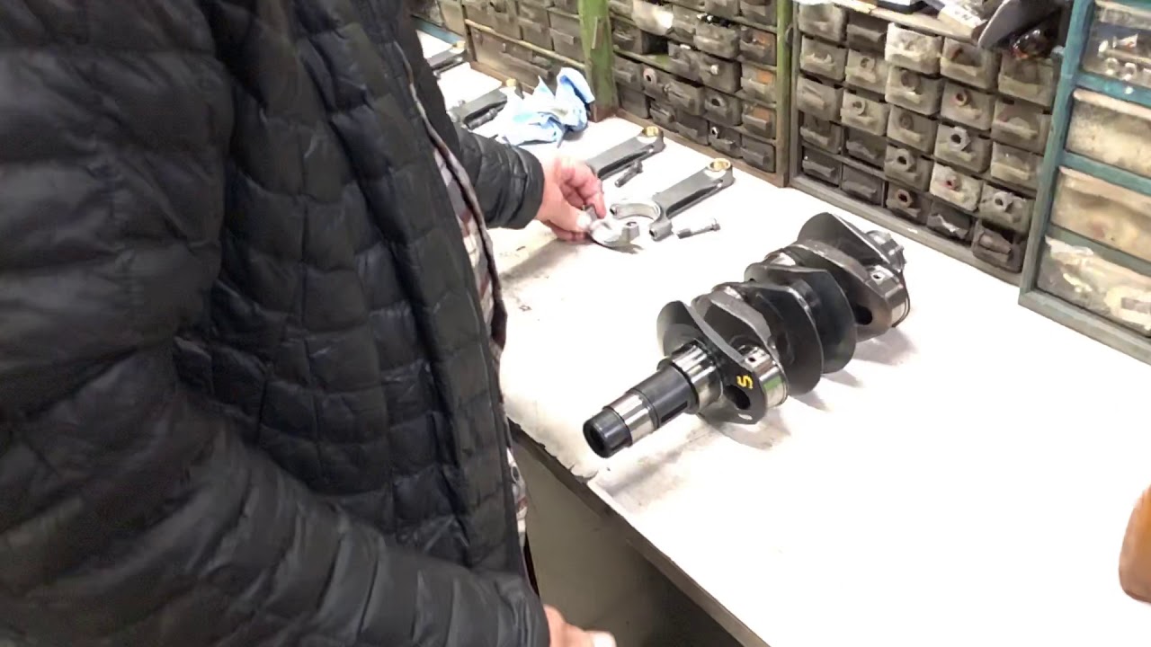 How to assemble rods to crankshaft VW Beetle Engine