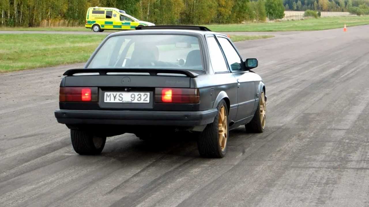 Bj&ouml;rkvikring BMW E30 Warm up