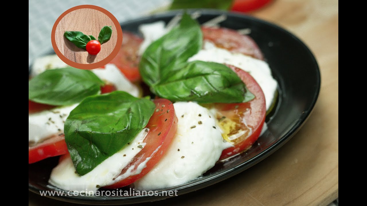 Ensalada Caprese -  Ensalada Italiana de Tomate y Mozzarella - Recetas de Ensalada Ligera y Fresca