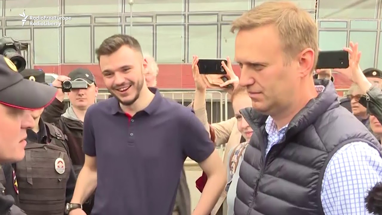 Russians Protest Effort To Block Telegram Messaging App