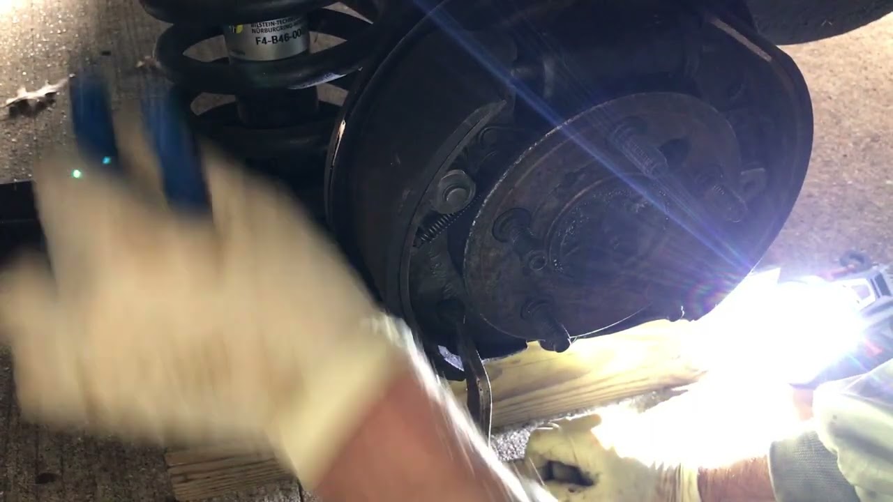 Mercedes Self-adjusting Brakes Tech Tip