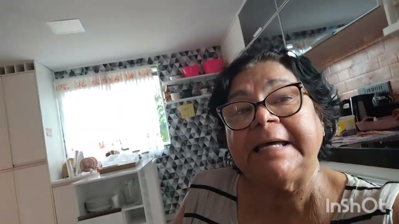 Oi aí a mesa ivenizada ficou bonita né amigas 💋