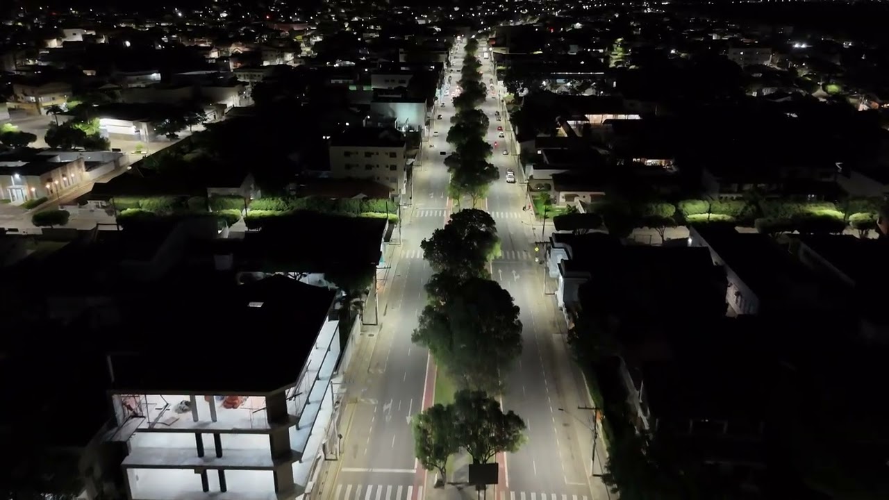 Voo noturno de drone sobre Aimor&eacute;s, MG - 25/06/2025