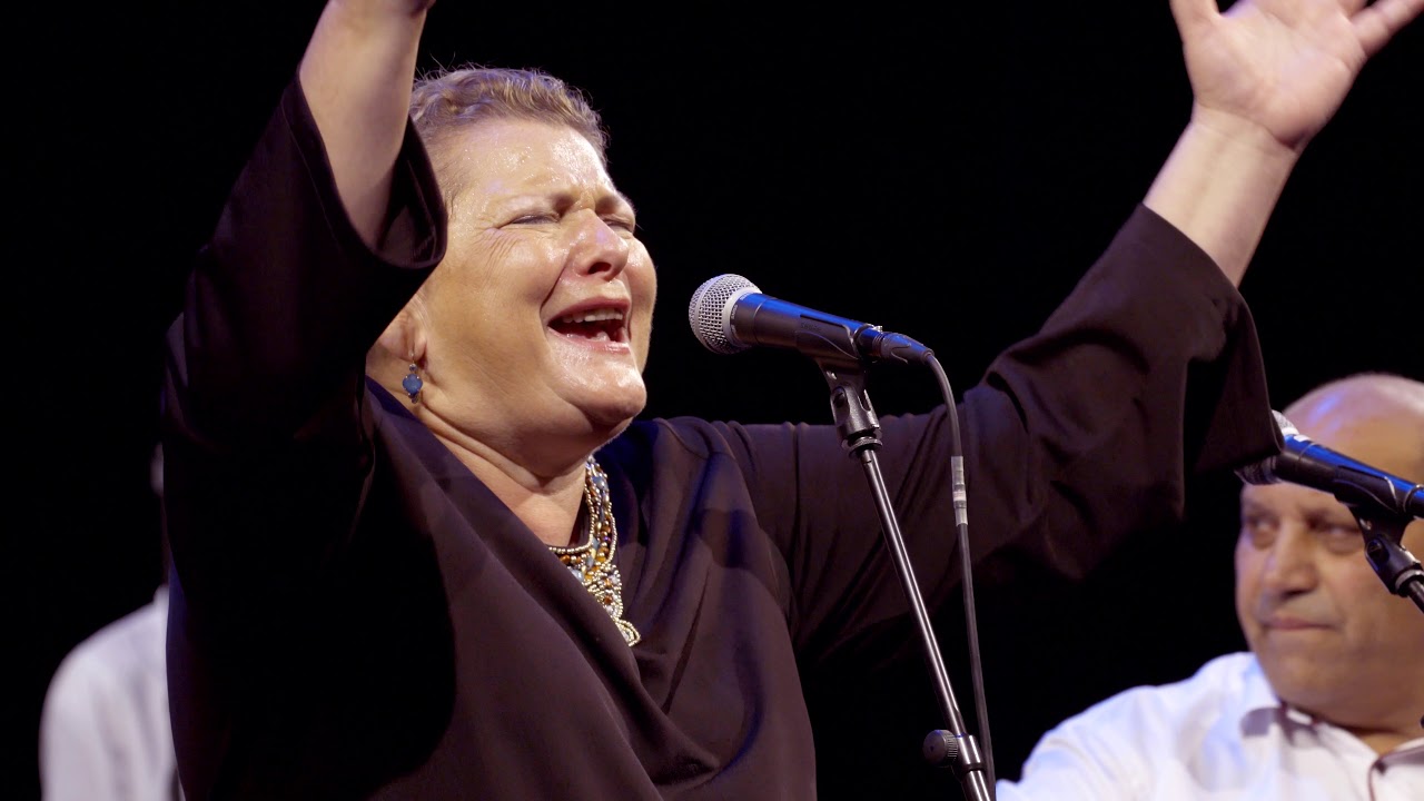 Desiderius Dužda: Šun Devloro – Čhavorenge – Ida Kelarová – Česká filharmonie / Czech Philharmonic