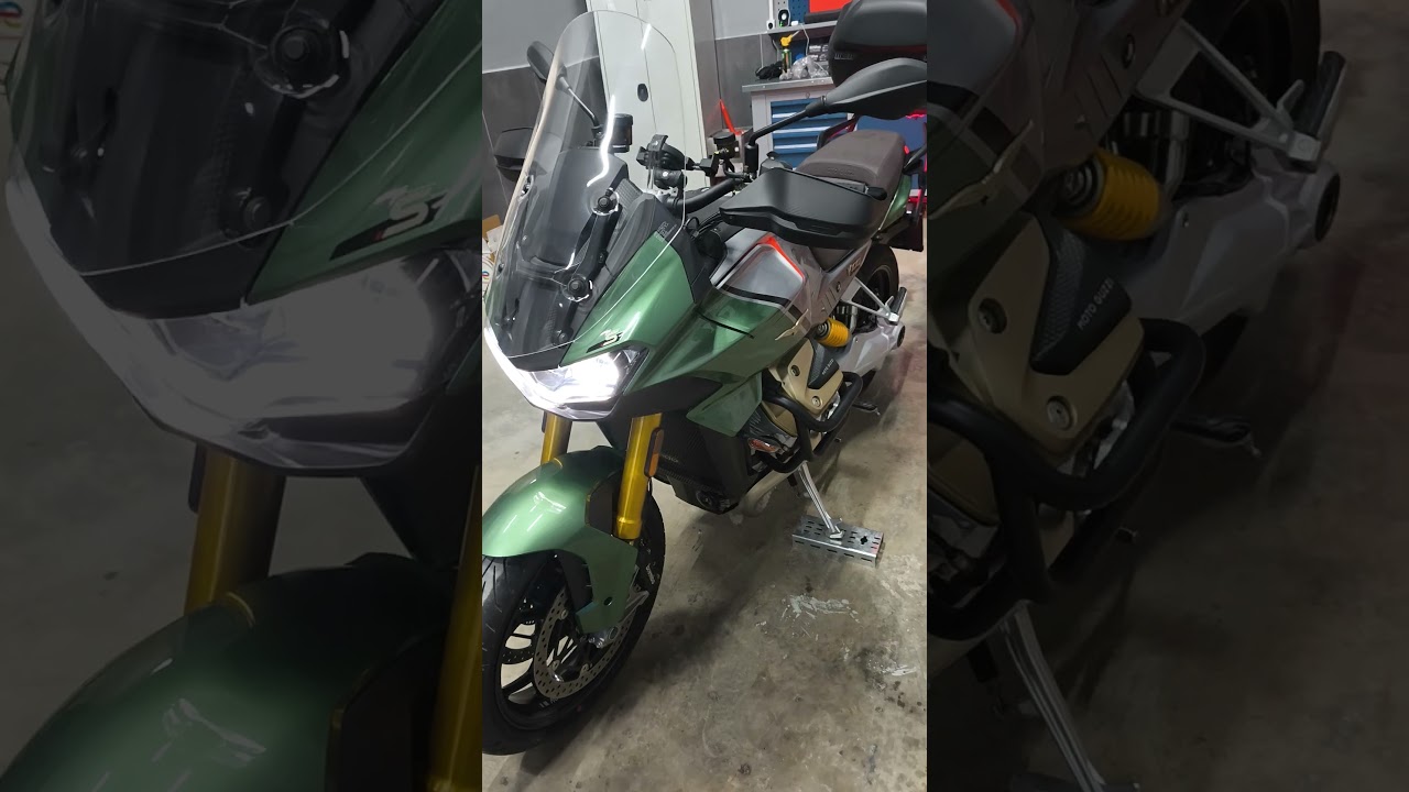 Mandello V100s MotoGuzzi 