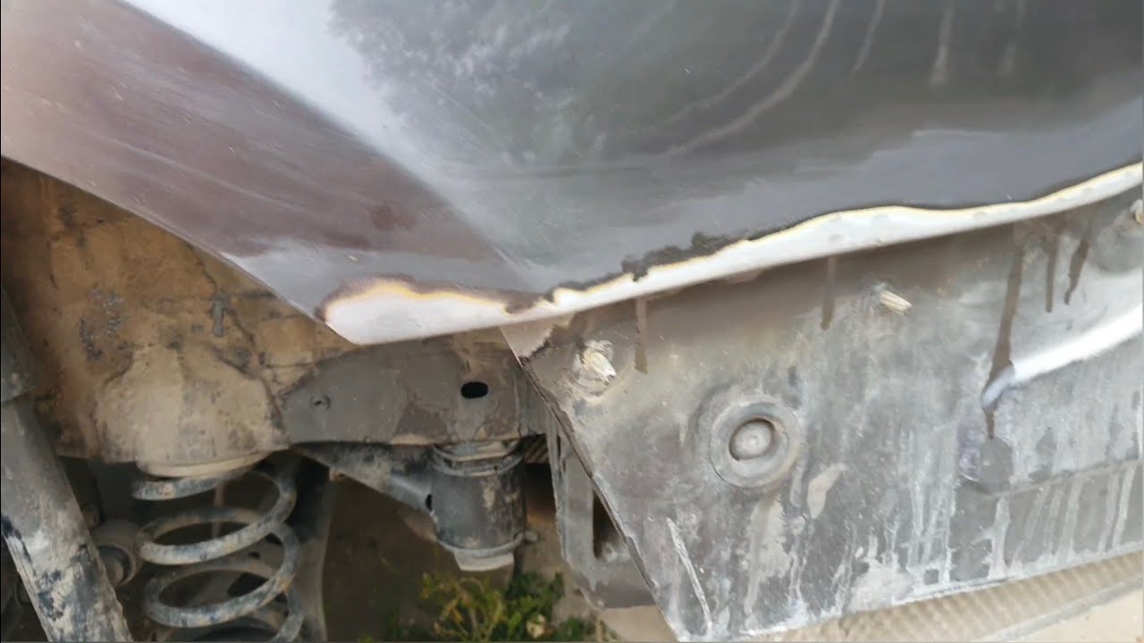 Удаление коррозии заднего крыла. Проблемное место почти всех VAG.