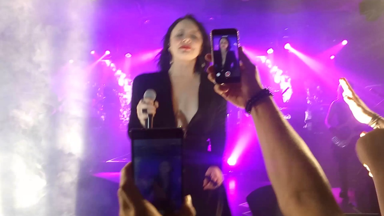 Şebnem Ferah Fırtına & Bu Aşk Fazla Sana DOROCK XL