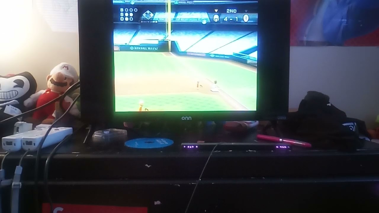 Wii sports baseball: Baseball VS Baseball Bat